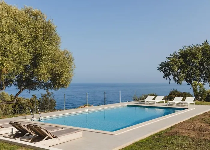 Golfe Favone Corsica 10p Pool Sea View Sari-Solenzara
